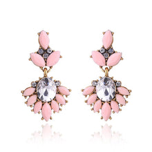 Load image into Gallery viewer, Vintage Antique Golden Earrings