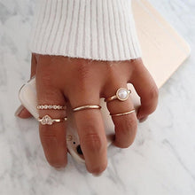 Load image into Gallery viewer, Pearl Love Ring Set