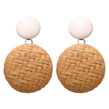 Load image into Gallery viewer, Gold Korean Earring