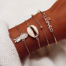 Load image into Gallery viewer, Leaf Love Letter Shell Hand Bracelet