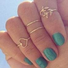 Load image into Gallery viewer, Vintage Ring Set