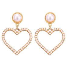Load image into Gallery viewer, Gold  Heart Earring