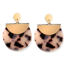 Load image into Gallery viewer, Gold  Heart Earring